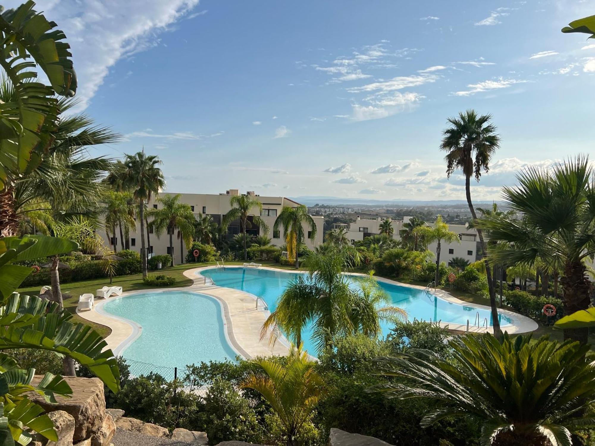 Amazing Two Bedroom Apartment In Los Flamingos, Marbella Estepona Exterior foto